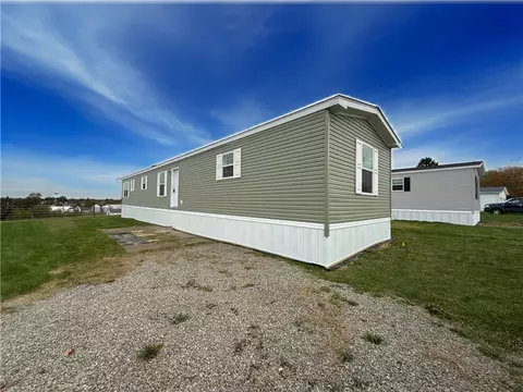 443 Hy-vue Dr, Saxonburg, PA 16056