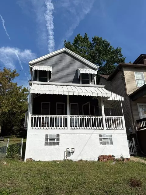 537 Indiana Ave, Glassport, PA 15045