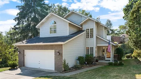 1004 Sherwood Rd, Pittsburgh, PA 15221