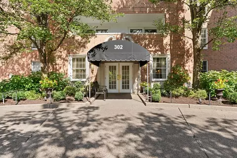 302 Fox Chapel Rd #309, Pittsburgh, PA 15238