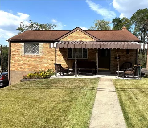 415 Dewalt Dr, Pittsburgh, PA 15234
