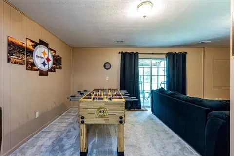 204 Williamsburg Ln, Export, PA 15632 photo 37