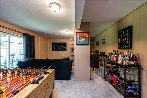 204 Williamsburg Ln, Export, PA 15632 photo 38