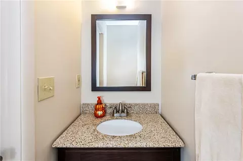 204 Williamsburg Ln, Export, PA 15632 photo 27