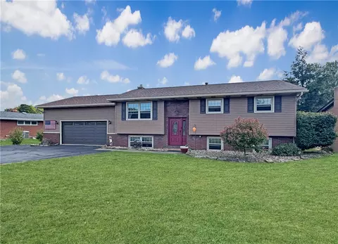 824 Shenango Stop Rd, New Castle, PA 16101