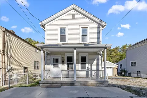 17 Ambridge Ave, Ambridge, PA 15003