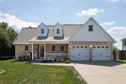249 Walnut St, Houston, PA 15342