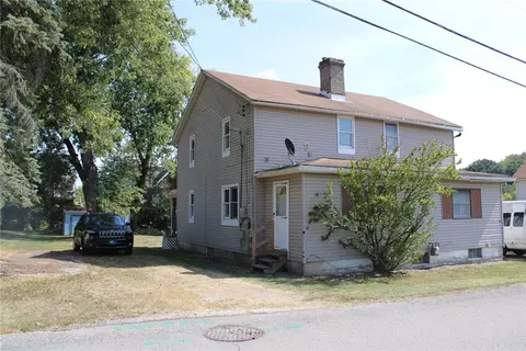116 Poplar St, Imperial, PA 15126