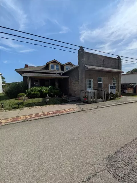 727 4th St, West Elizabeth, PA 15088