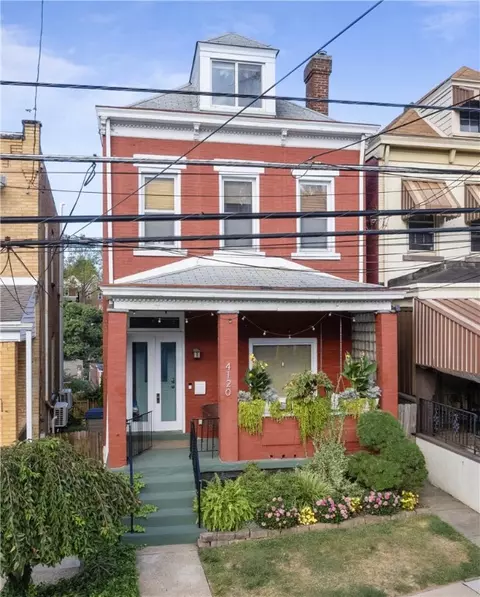 4120 Lydia St, Pittsburgh, PA 15207