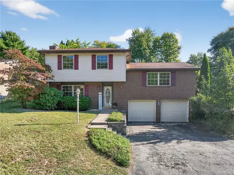 633 Stamford Dr, Greensburg, PA 15601