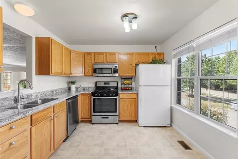 441 Georgetown Ct, Seven Fields, PA 16046 photo 5