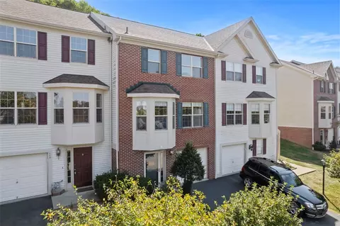 441 Georgetown Ct, Seven Fields, PA 16046 photo 3