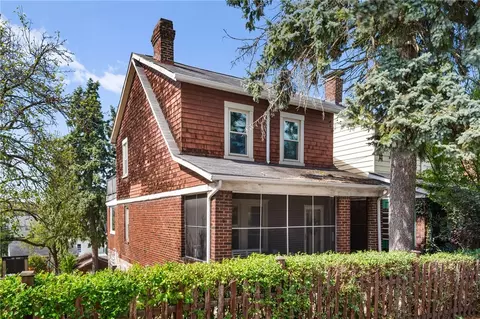 4334 Gladstone St, Pittsburgh, PA 15207