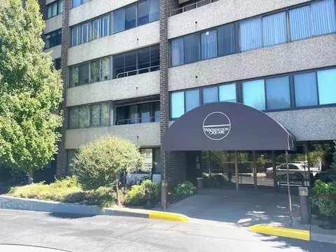750 Washington Rd #702, Pittsburgh, PA 15228