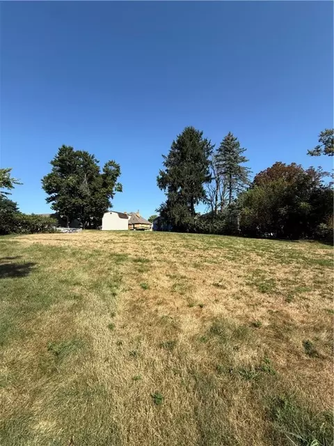 Exterior - 272 Latimer Ave, Strabane, PA 15363 photo 2 of 2