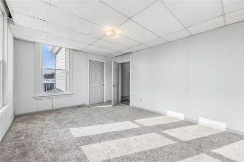 517 Walnut St, Irwin, PA 15642 photo 8