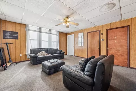 517 Walnut St, Irwin, PA 15642 photo 13