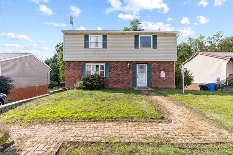 143 Macbeth Dr, New Kensington, PA 15068