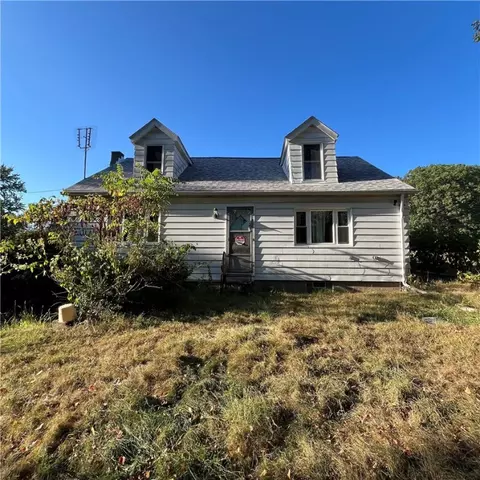 276 Teaberry Ln, Natrona Heights, PA 15065