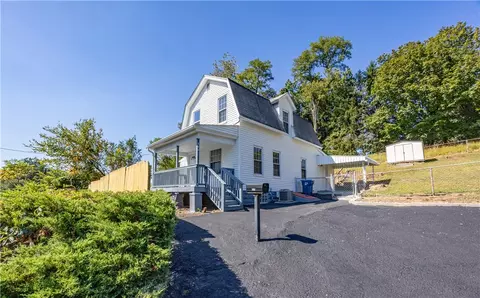 117 Johnston Rd, Penn Hills, PA 15235
