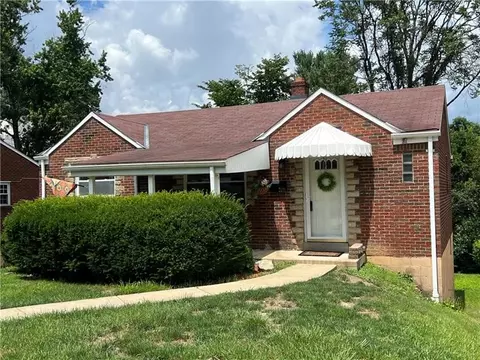 3329 Recker Dr, Pittsburgh, PA 15227