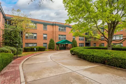 5825 Fifth Ave #A1, Pittsburgh, PA 15232