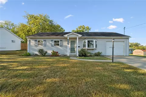 10912 Kelso Dr, Irwin, PA 15642