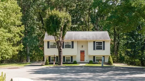 136 Raccoon Way, Gibsonia, PA 15044