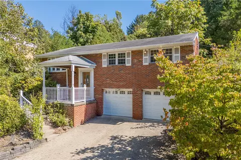 206 Hillendale Rd, Pittsburgh, PA 15237