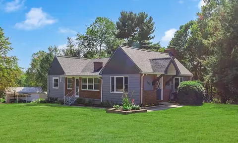 248 Hickory Dr, Beaver Falls, PA 15010