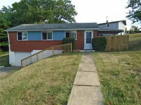 101 Northview Cir, Beaver, PA 15009