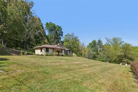 Exterior - 4983 Simmons Cir, Export, PA 15632 photo 5 of 13