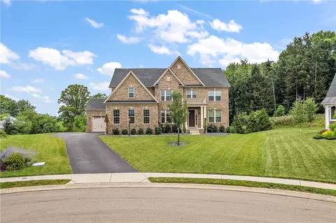 1765 Stevensan Dr, Sewickley, PA 15143