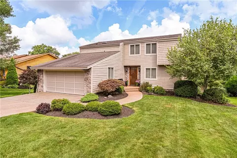 309 Bridlewood Dr, Greensburg, PA 15601