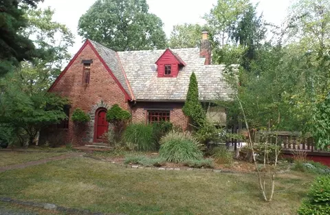 133 Sunset Ln, Pittsburgh, PA 15209