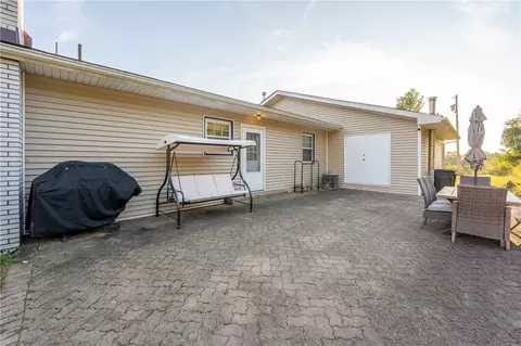 Exterior - 6428 Hilty Rd, Export, PA 15632 photo 5 of 10