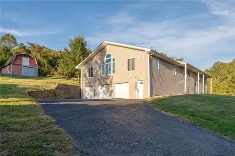 Exterior - 6428 Hilty Rd, Export, PA 15632 photo 3 of 10
