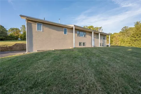 Exterior - 6428 Hilty Rd, Export, PA 15632 photo 2 of 10