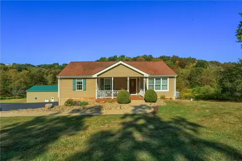 321 Fassinger Rd, Evans City, PA 16033