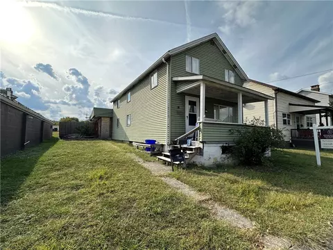 6775 Low St, Mount Pleasant, PA 15666