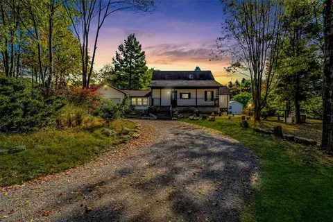 126 Thomas Neil Ln, Portersville, PA 16051