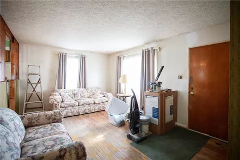 Living - 802 Summit Ave, Monaca, PA 15061 photo 2 of 2