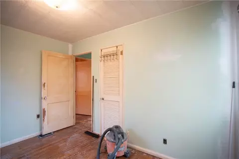 Bedroom - 802 Summit Ave, Monaca, PA 15061 photo 4 of 4