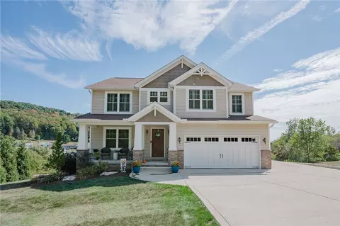 105 Crystal Dr, Indiana, PA 15701