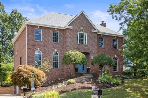 622 Oswego Dr, Gibsonia, PA 15044