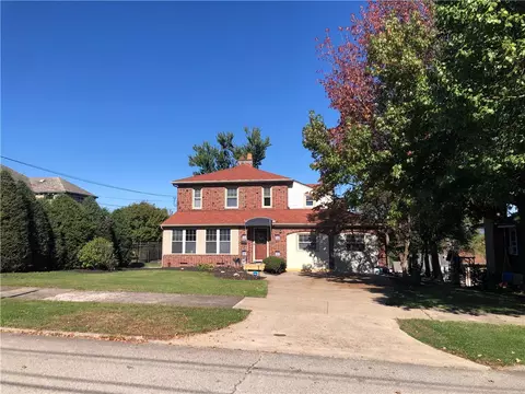 156 Stockton Ave, Uniontown, PA 15401