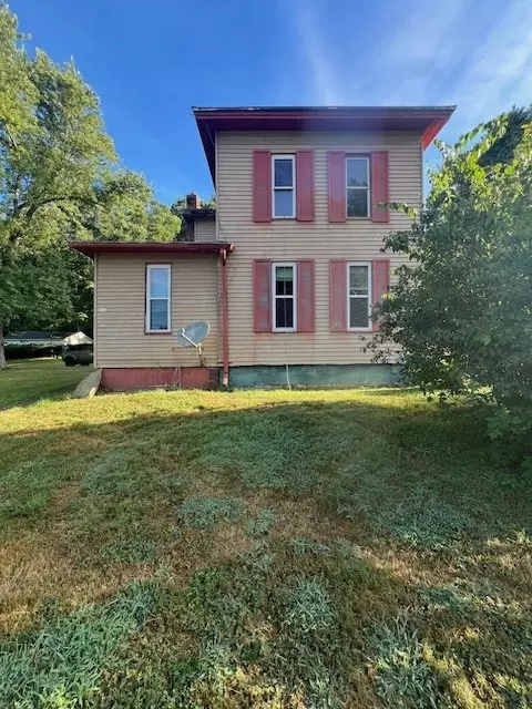 1247 Walnut St, Stoneboro, PA 16153