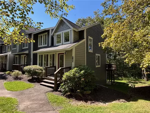 1821 Eagles Ridge Ter, Hidden Valley, PA 15502