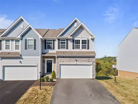 2109 Canterbury Dr, Imperial, PA 15126